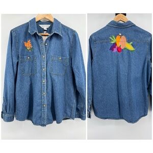 Casual Corner Annex Vintage Denim Shirt in Blue Women's Size Med Farmers Market